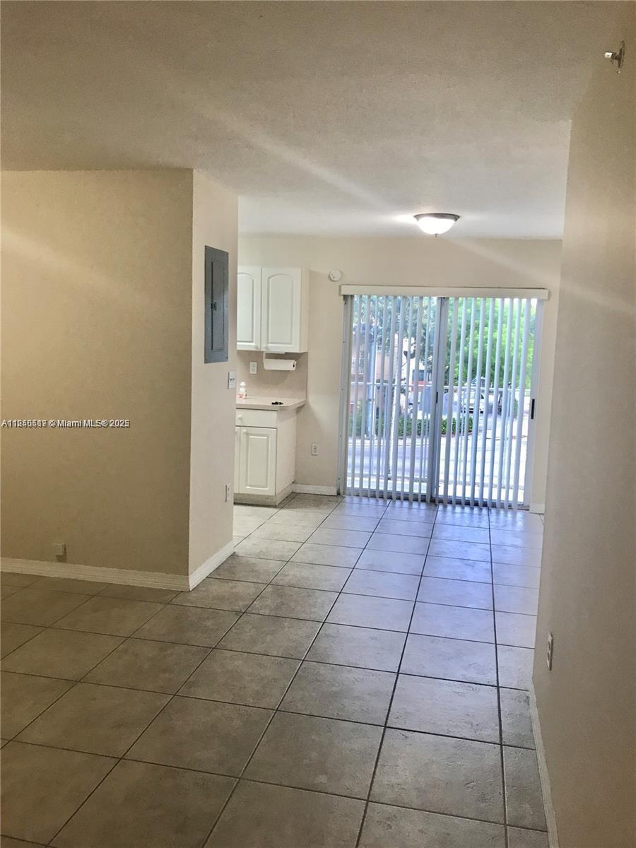 3201 W Flagler St # 102
