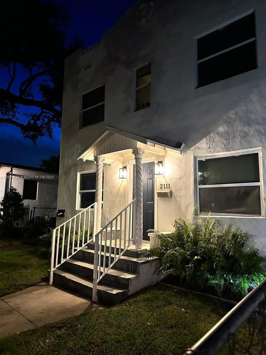 2111 SW 14th Ter # F