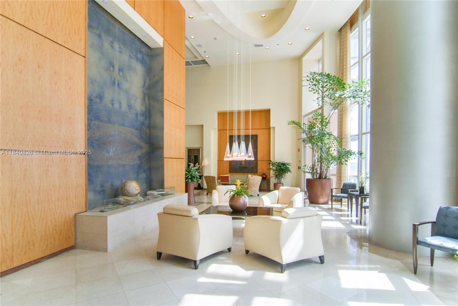 1155 Brickell Bay Dr # 708