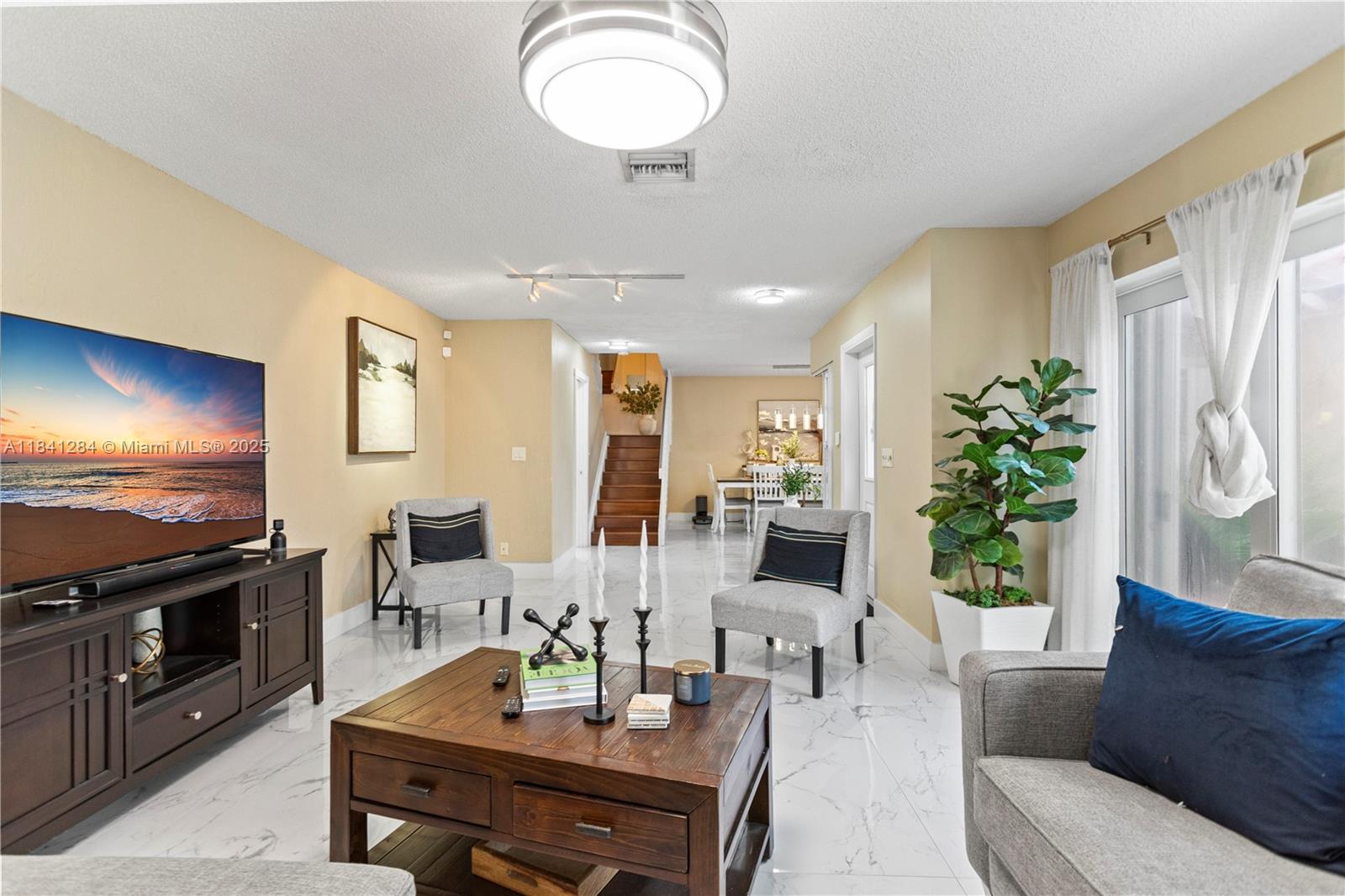 11085 Neptune Dr