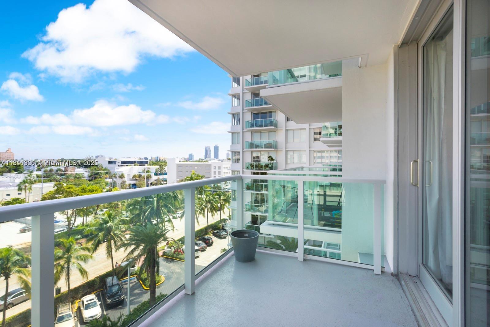 1000 West Ave # 609