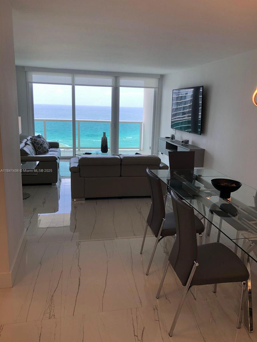 100 Bayview Dr # 1908