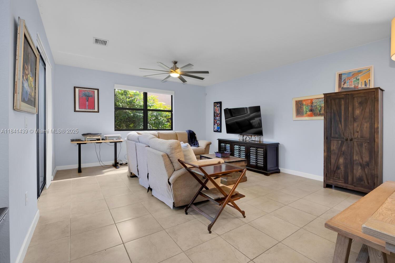 455 SE 34th Ter
