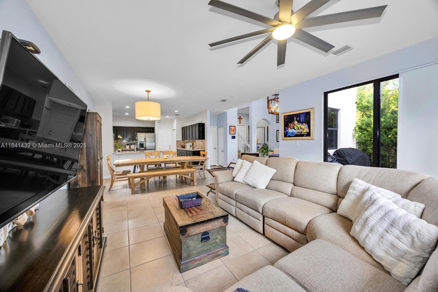 455 SE 34th Ter