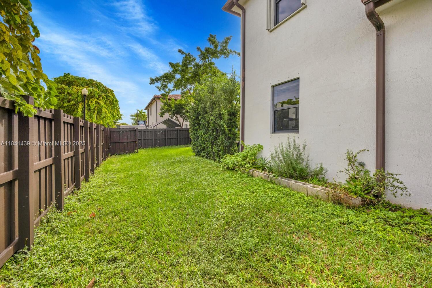 455 SE 34th Ter