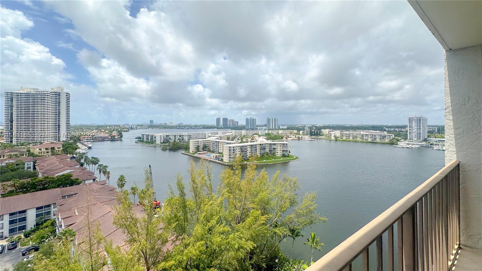 18151 NE 31st Ct # 1603