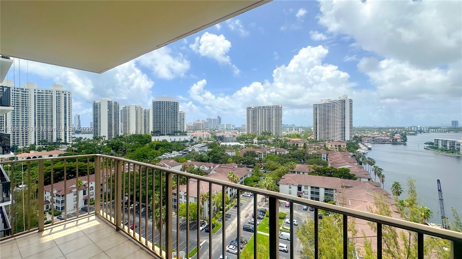 18151 NE 31st Ct # 1603