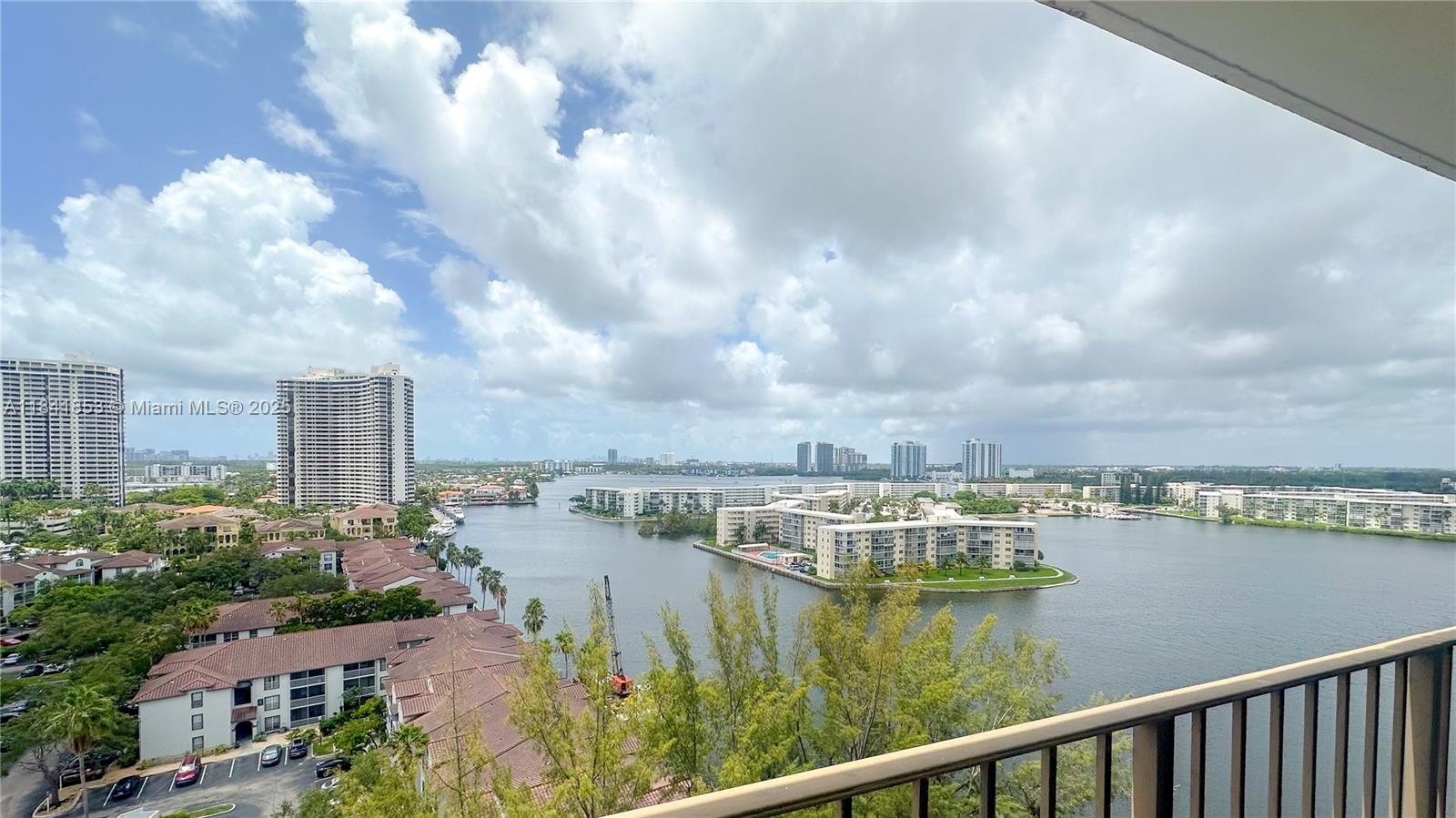 18151 NE 31st Ct # 1603