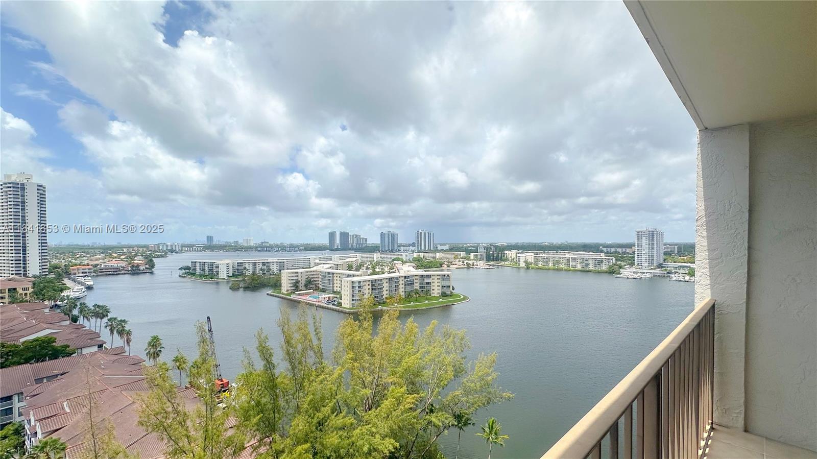 18151 NE 31st Ct # 1603