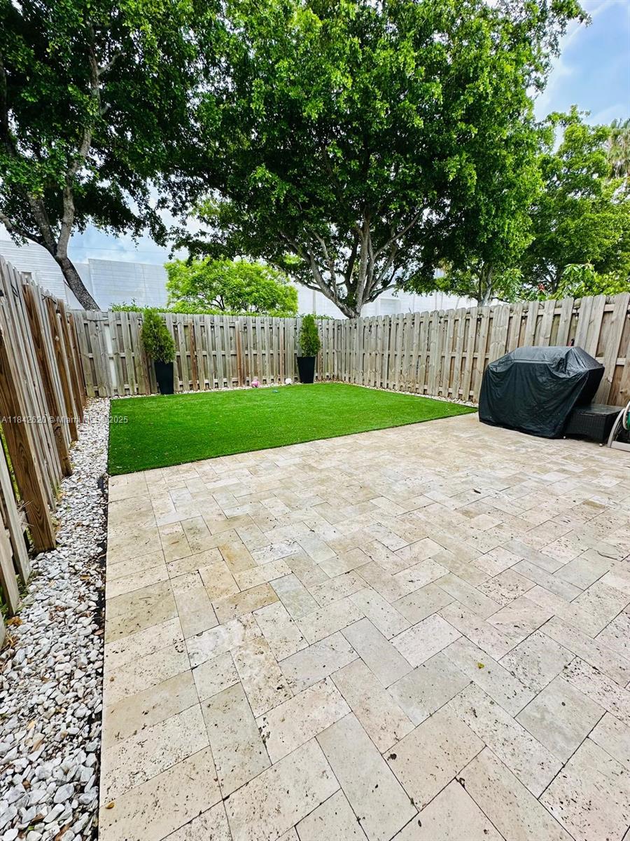 1333 SE 27th Ter # 1333