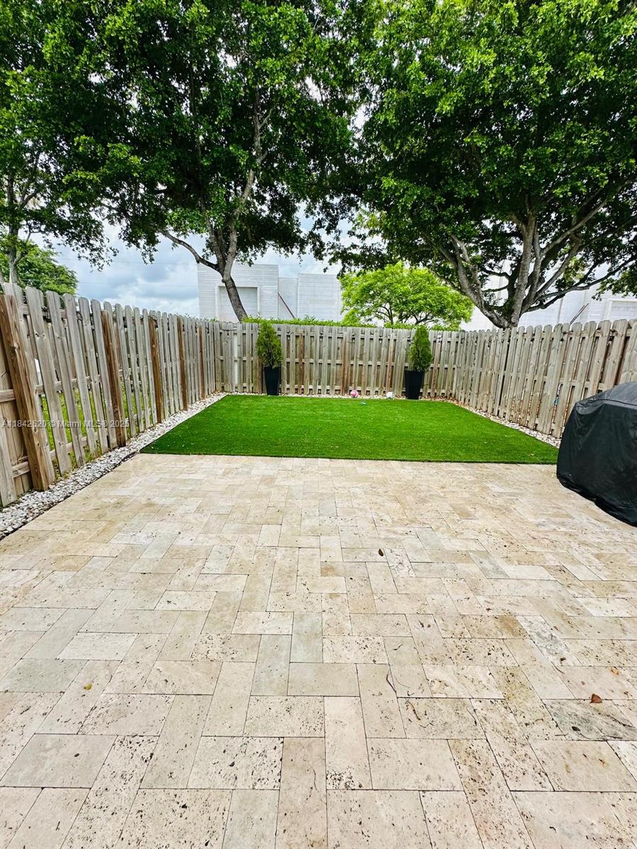 1333 SE 27th Ter # 1333