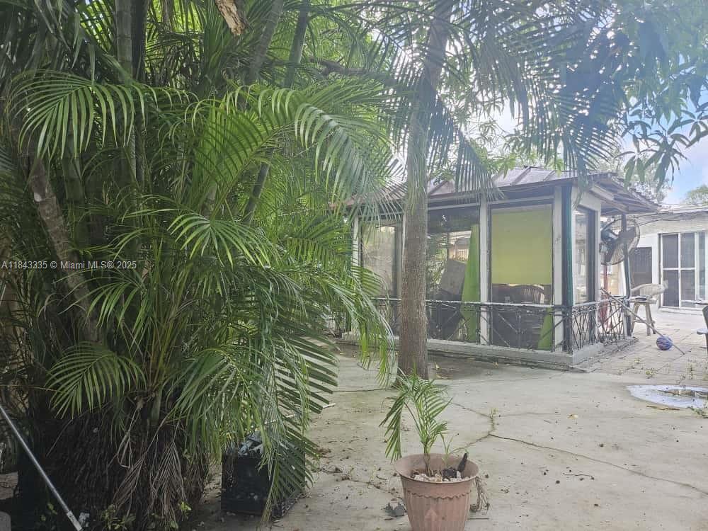 1320 Dunad Ave, Opa-Locka