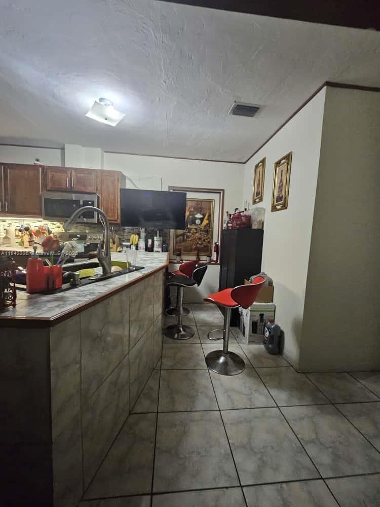 1320 Dunad Ave, Opa-Locka