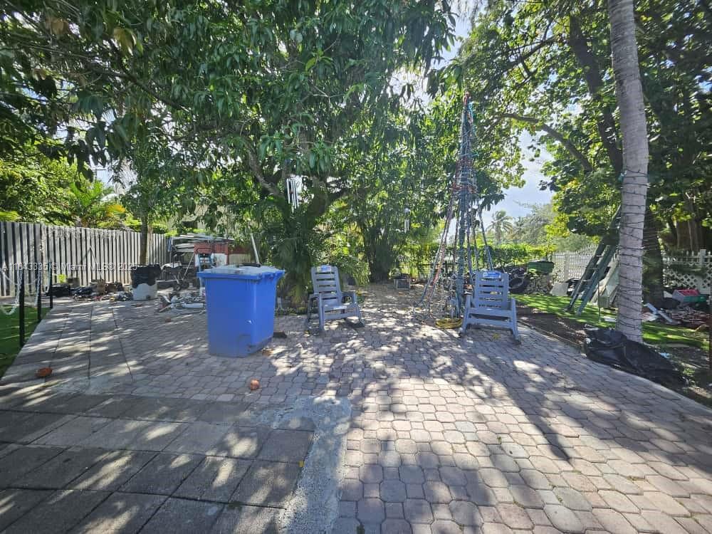 1320 Dunad Ave, Opa-Locka