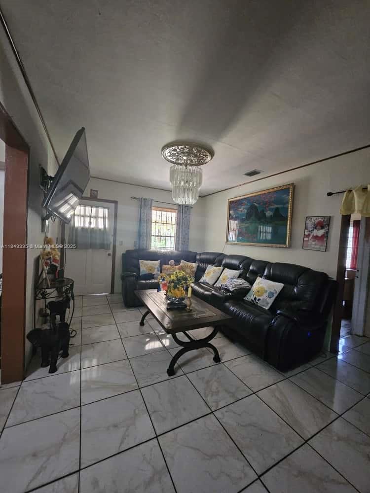 1320 Dunad Ave, Opa-Locka