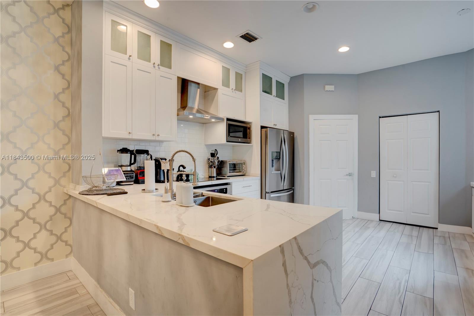 1364 W Harbor Vw W # 0