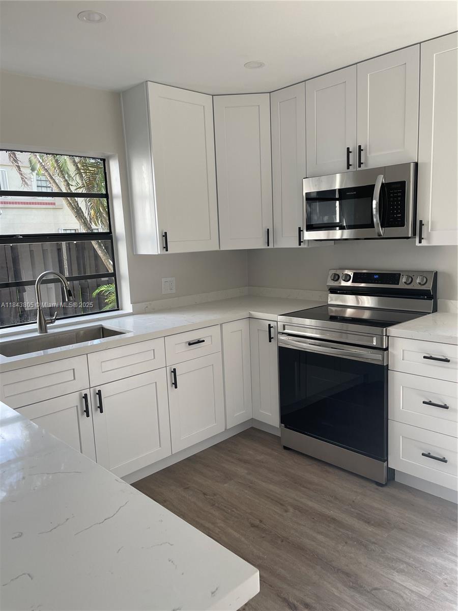 11439 SW 132nd Pl # 3 Unit: 73-3
