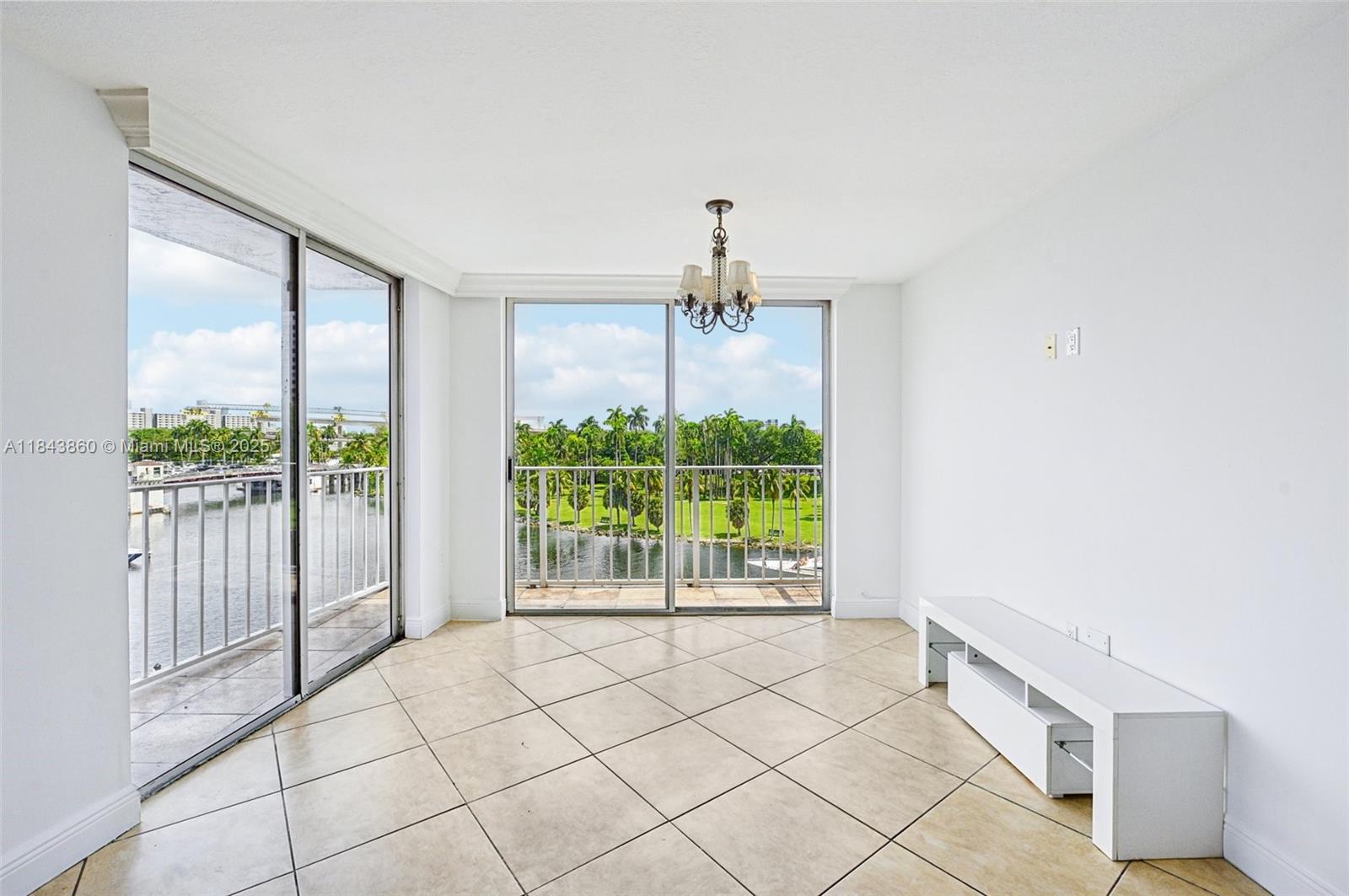 1740 NW N River Dr # 614