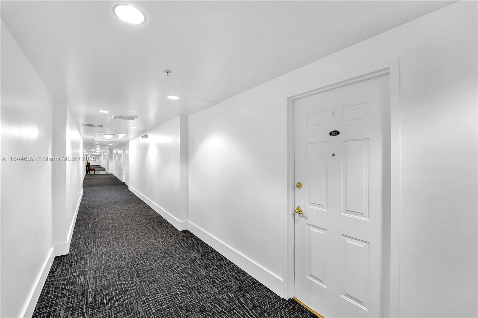 2280 SW 32nd Ave # 403