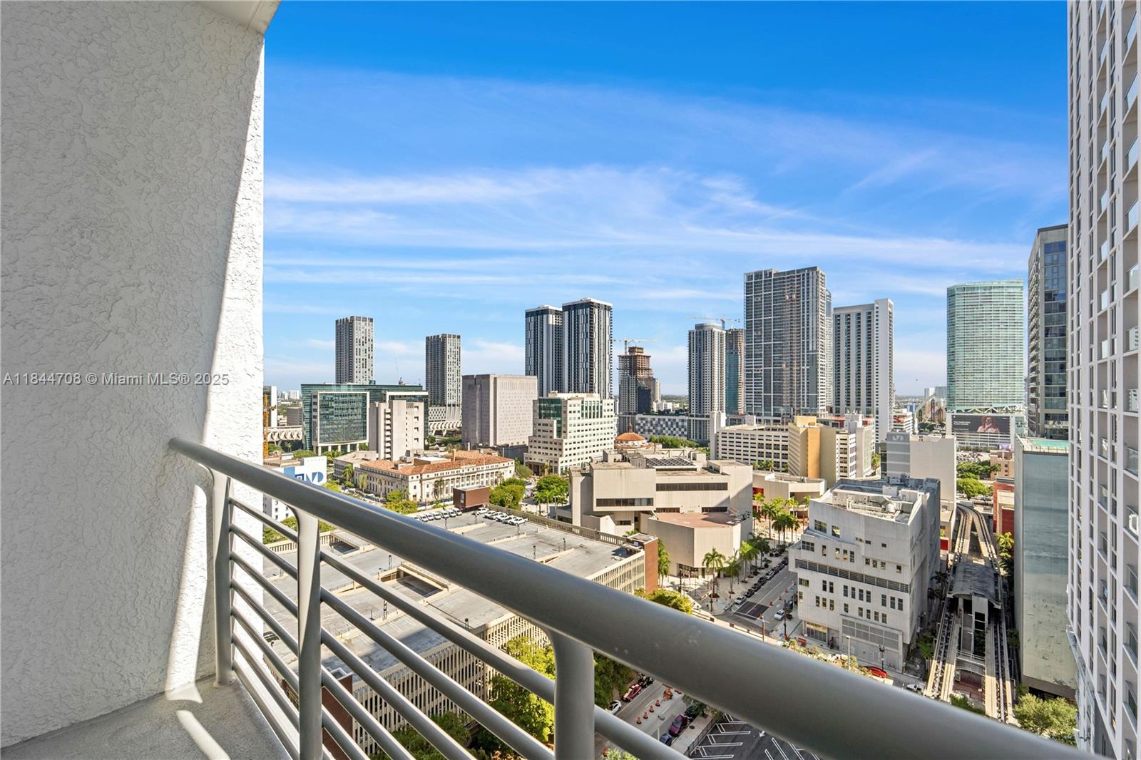 133 NE 2nd Ave # 2005