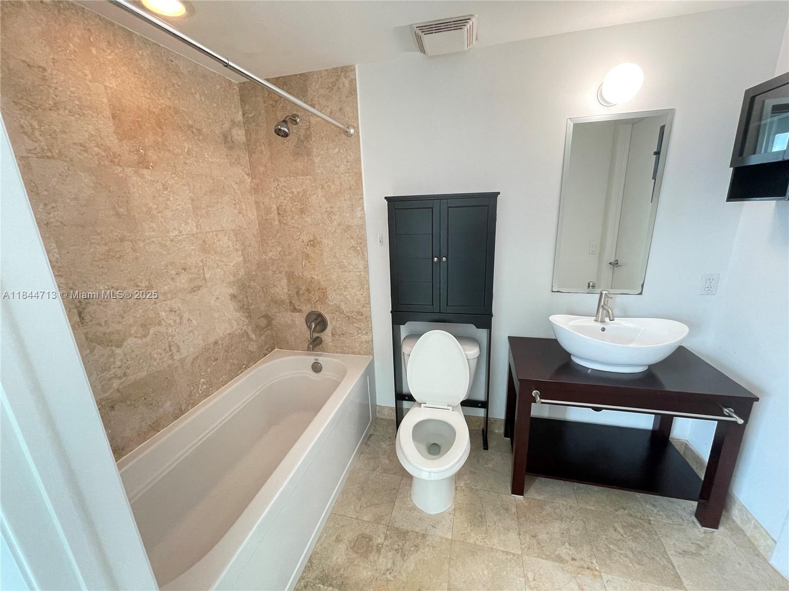 350 S Miami Ave Unit: 3709