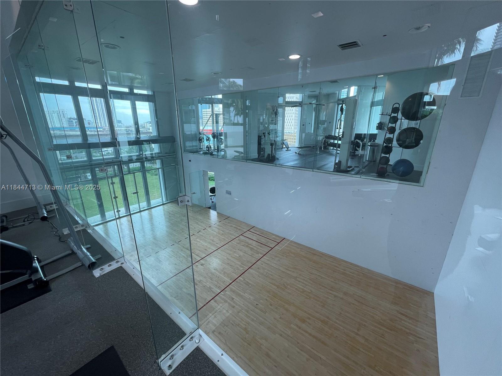 350 S Miami Ave Unit: 3709