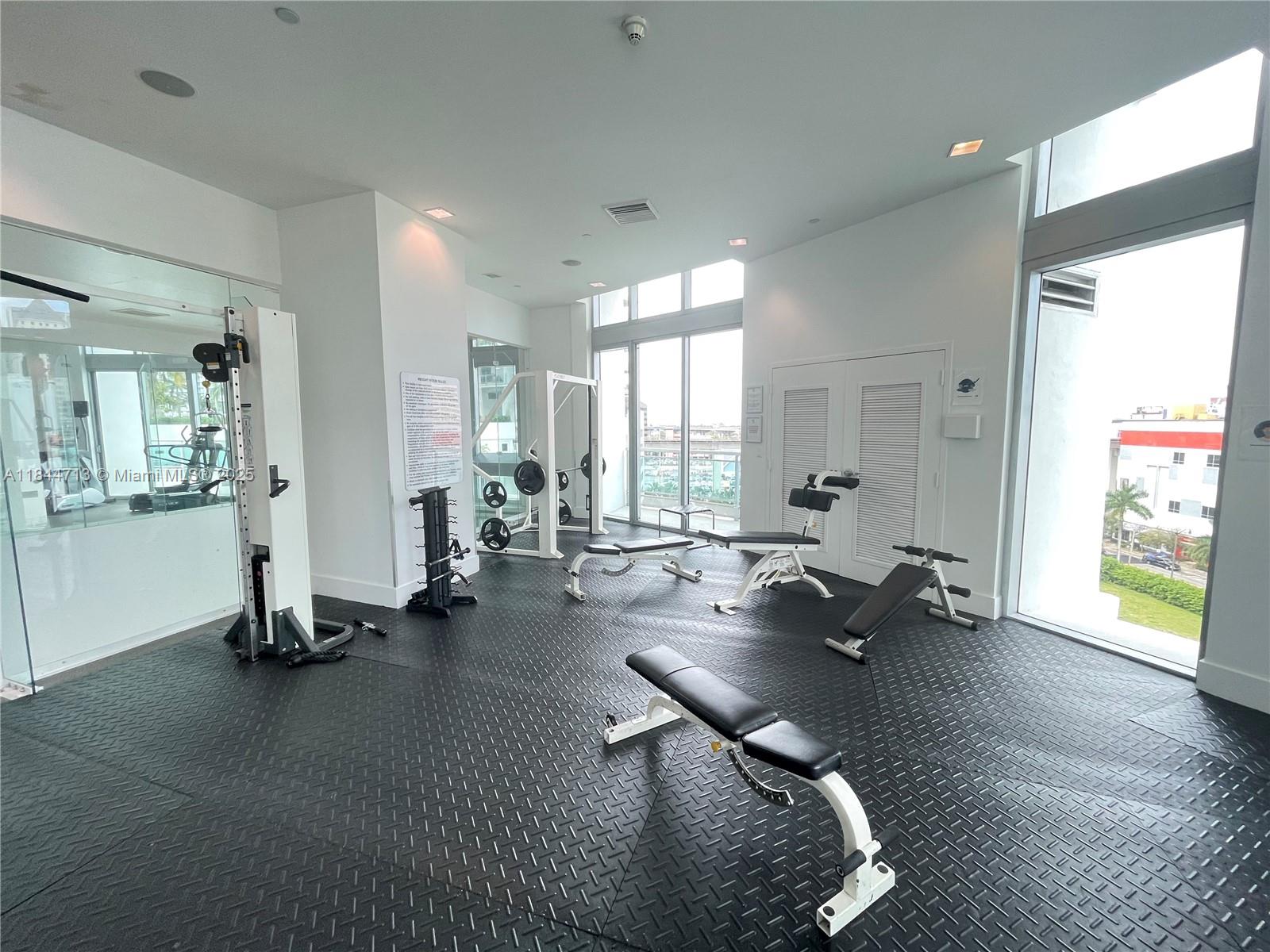 350 S Miami Ave Unit: 3709