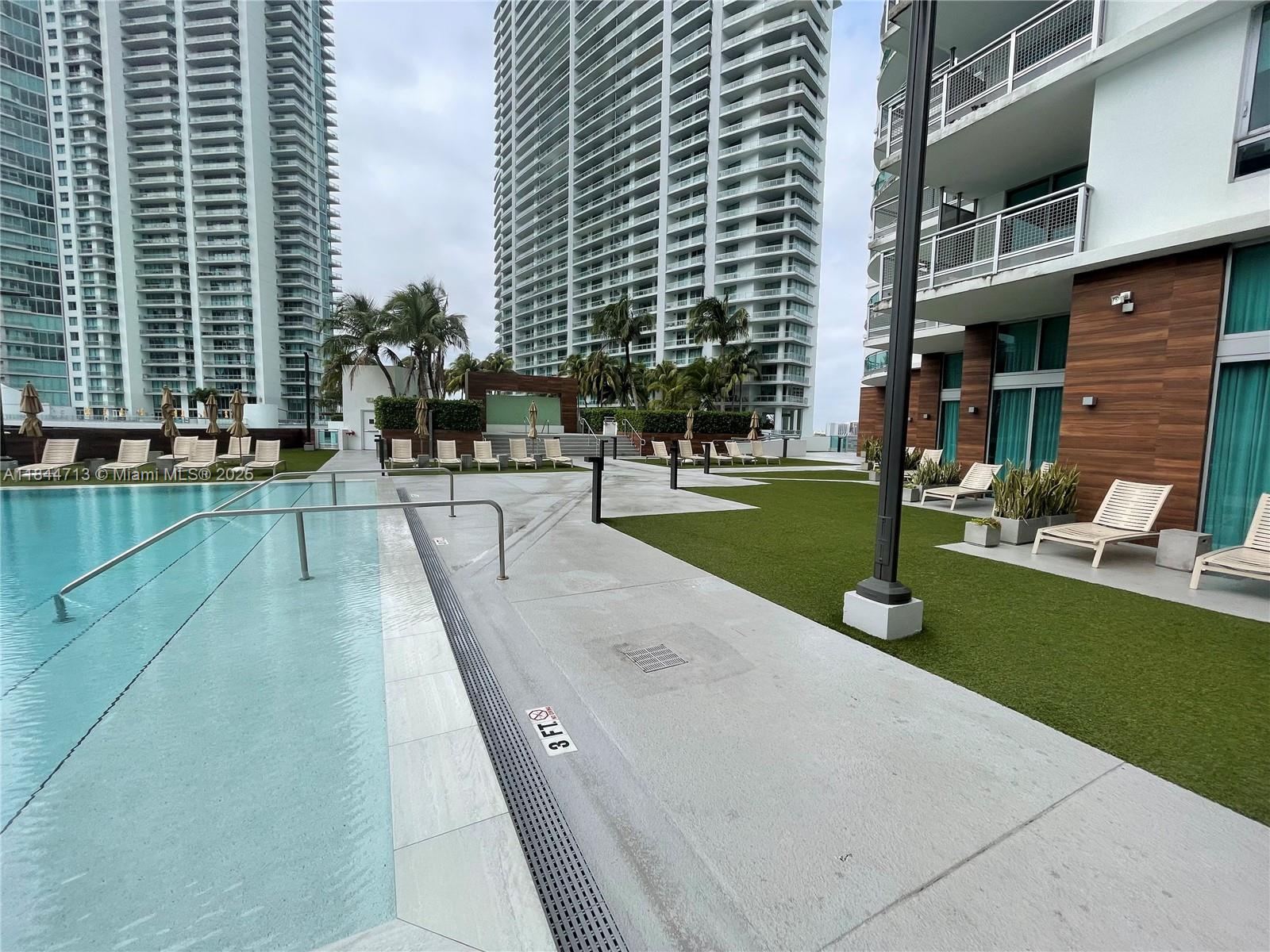 350 S Miami Ave Unit: 3709