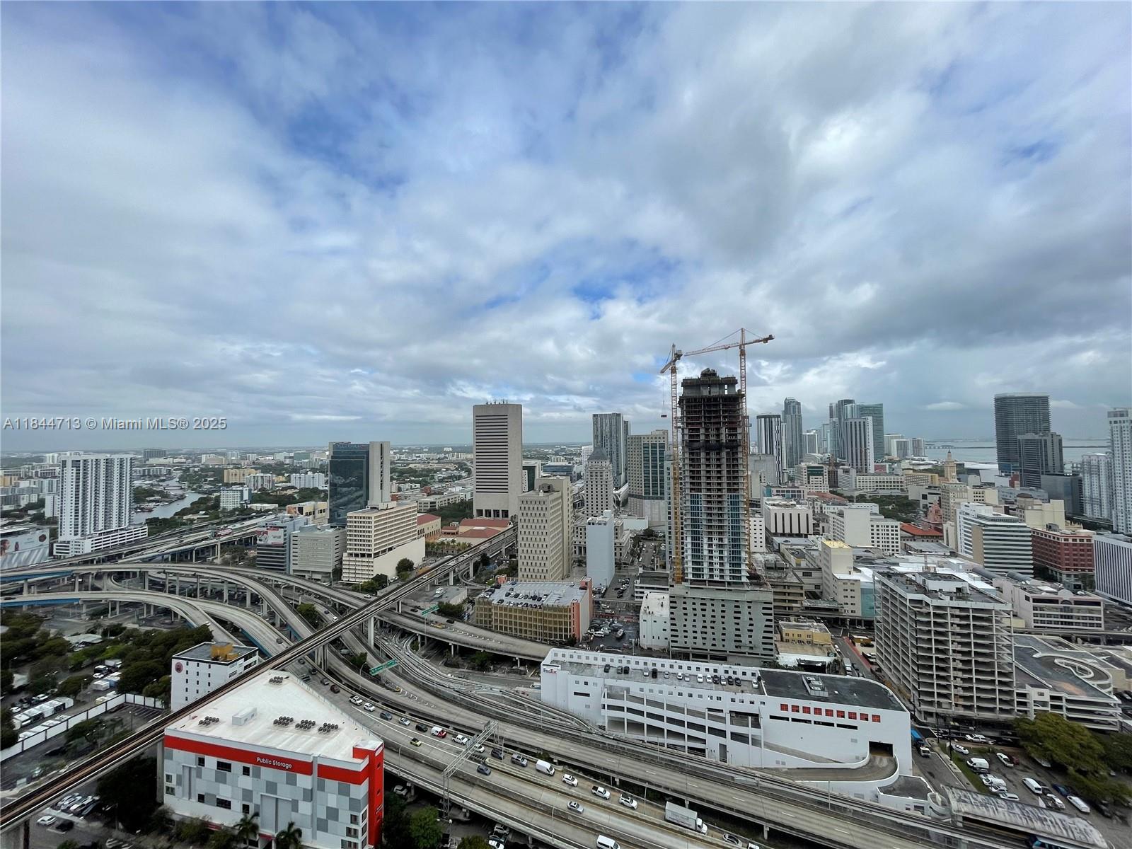 350 S Miami Ave Unit: 3709