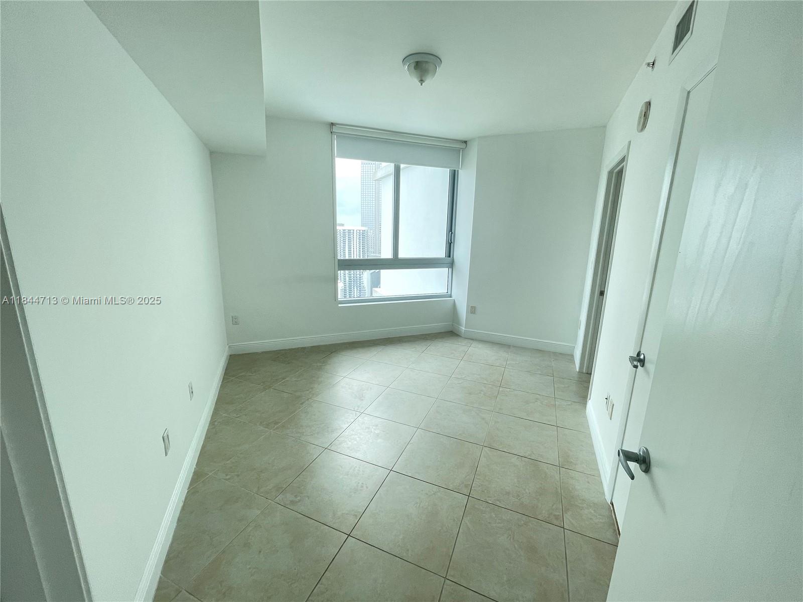 350 S Miami Ave Unit: 3709