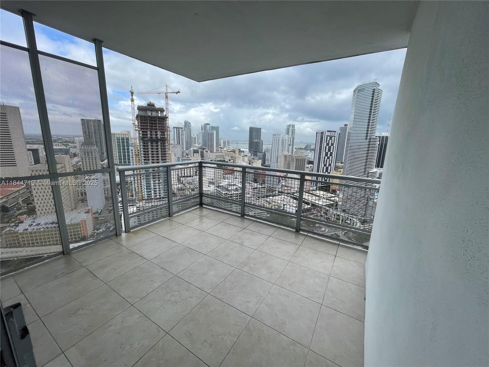 350 S Miami Ave Unit: 3709