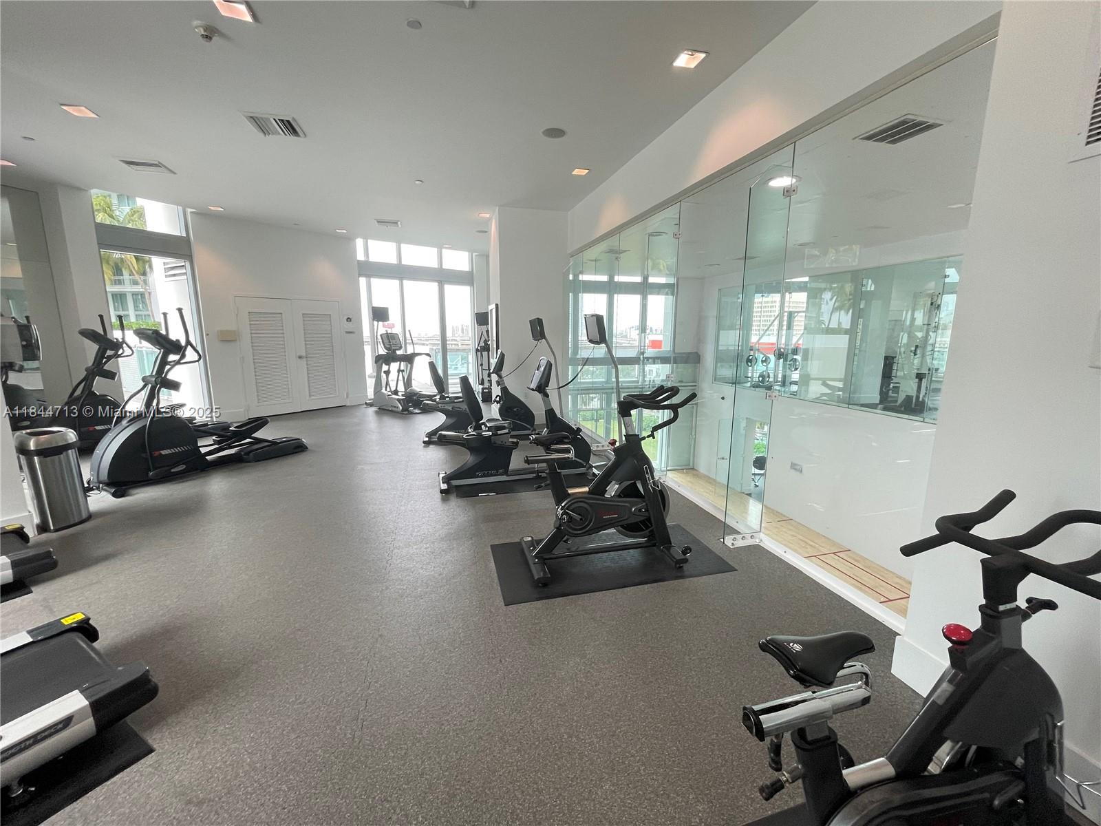 350 S Miami Ave Unit: 3709