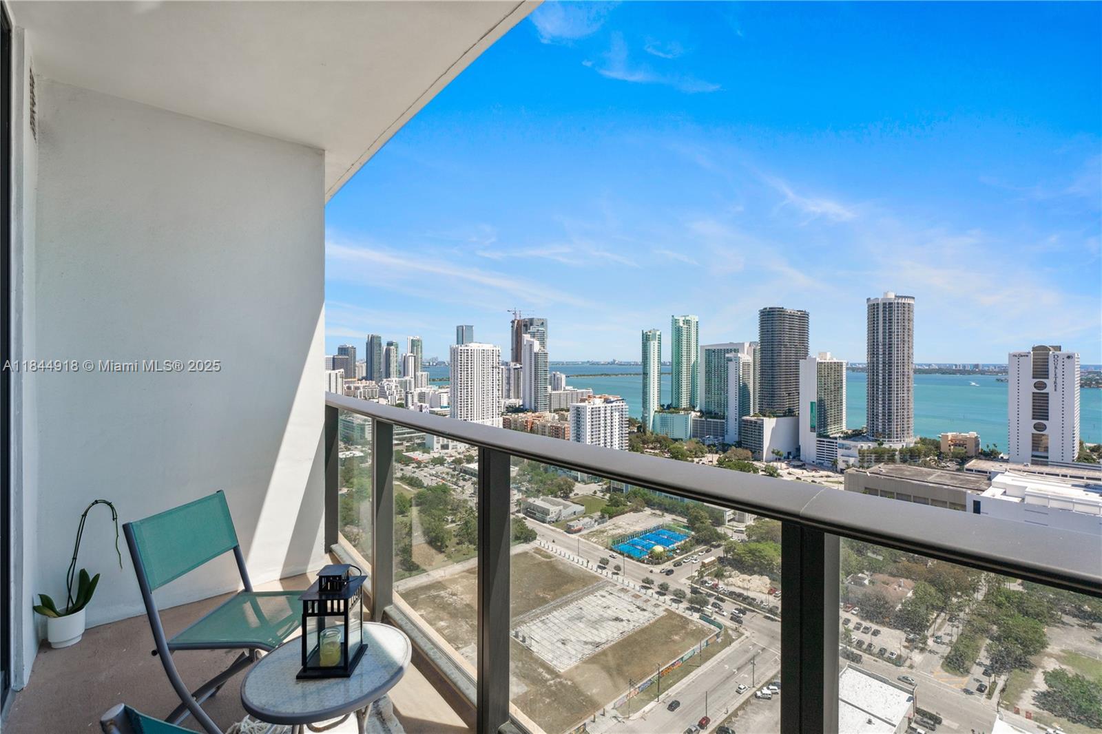 1600 NE 1st Ave # 3303