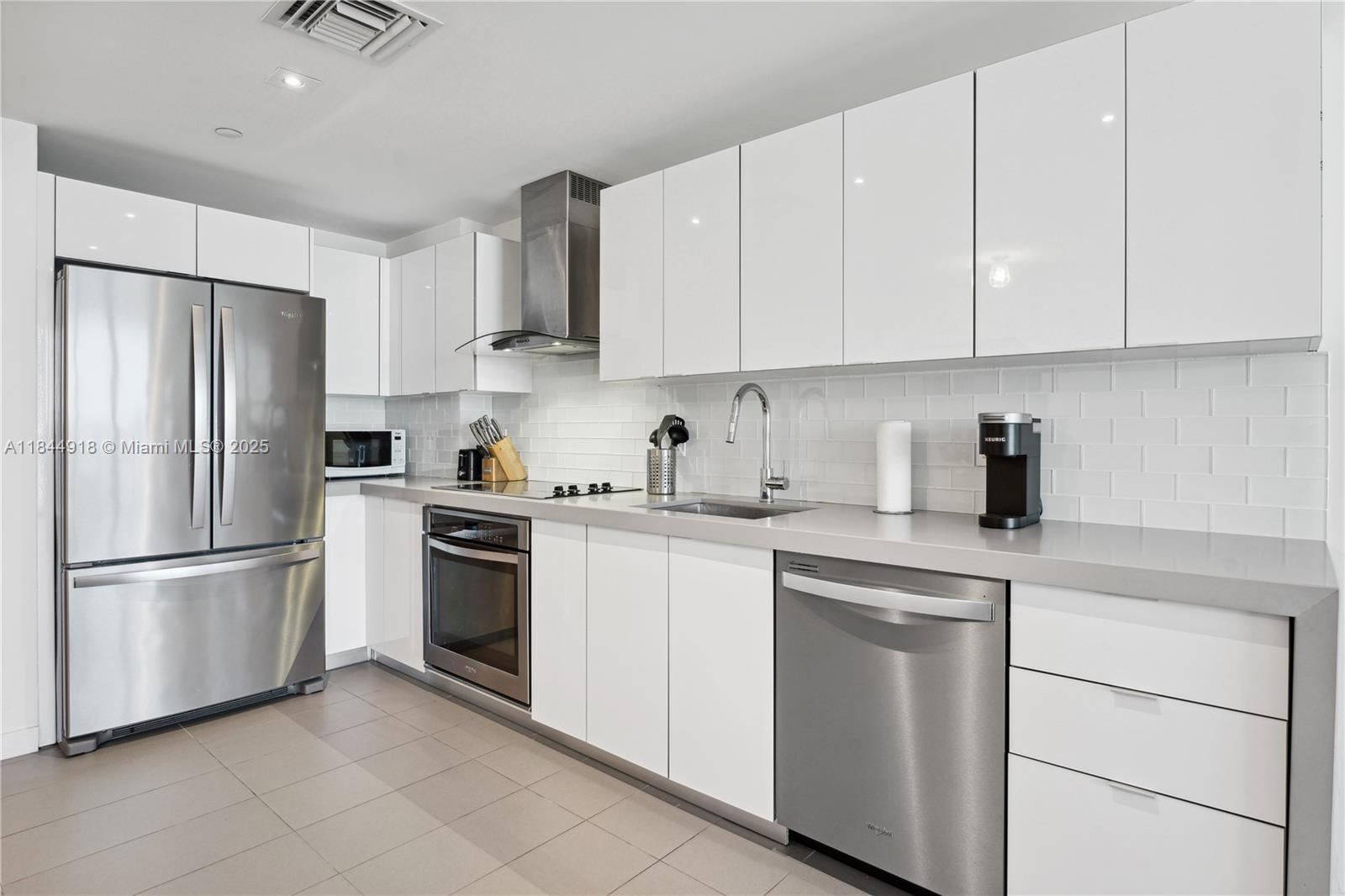 1600 NE 1st Ave # 3303