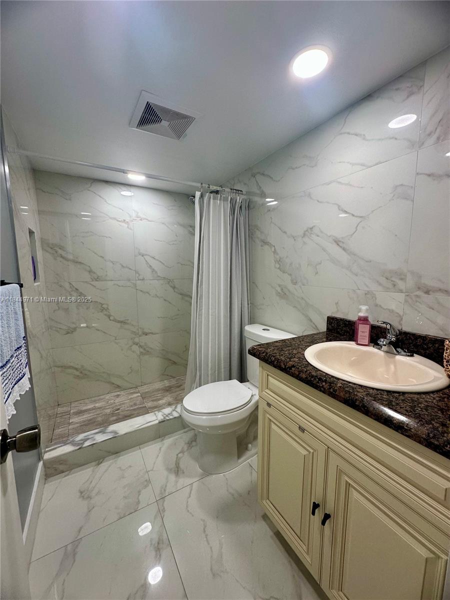 737 SE 1st Way # 110