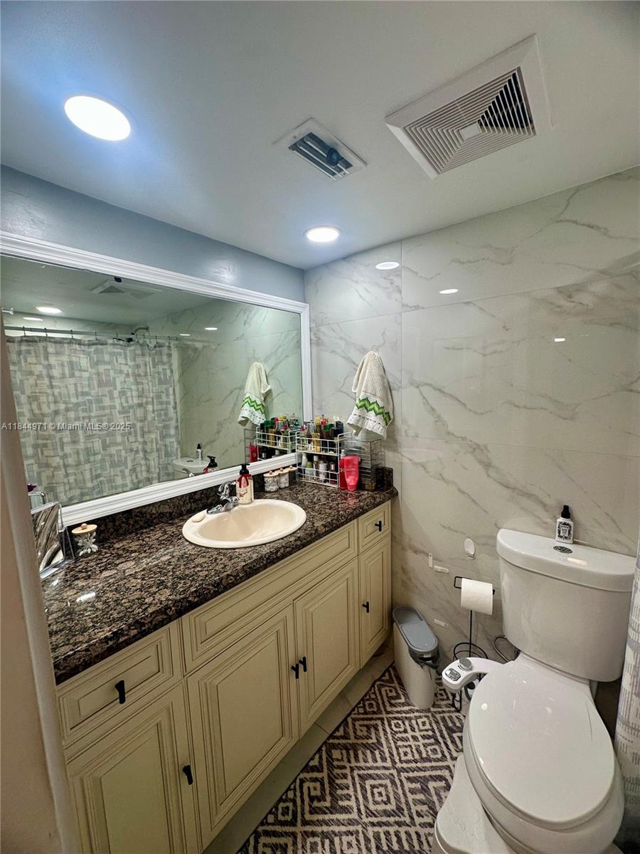 737 SE 1st Way # 110