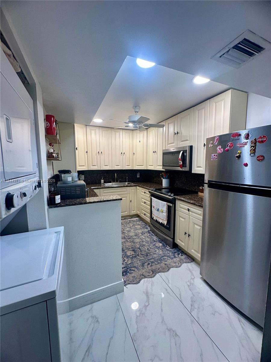 737 SE 1st Way # 110