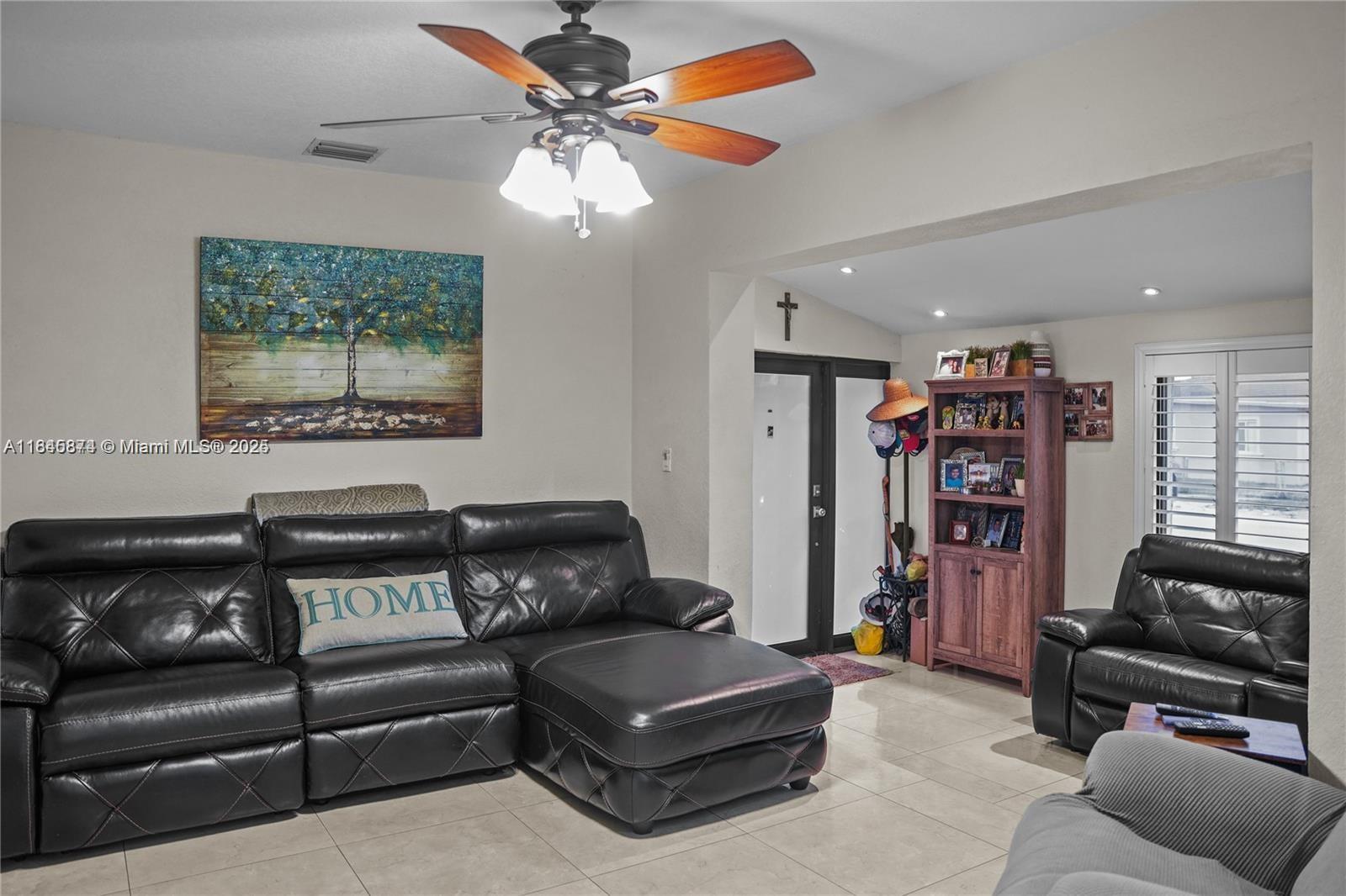 117 W 34th St