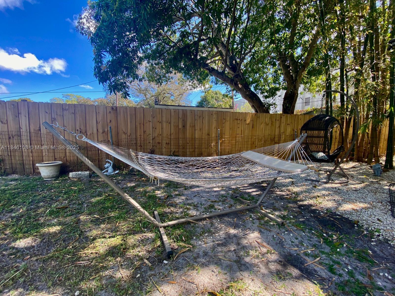 1420 SW 33rd Ct