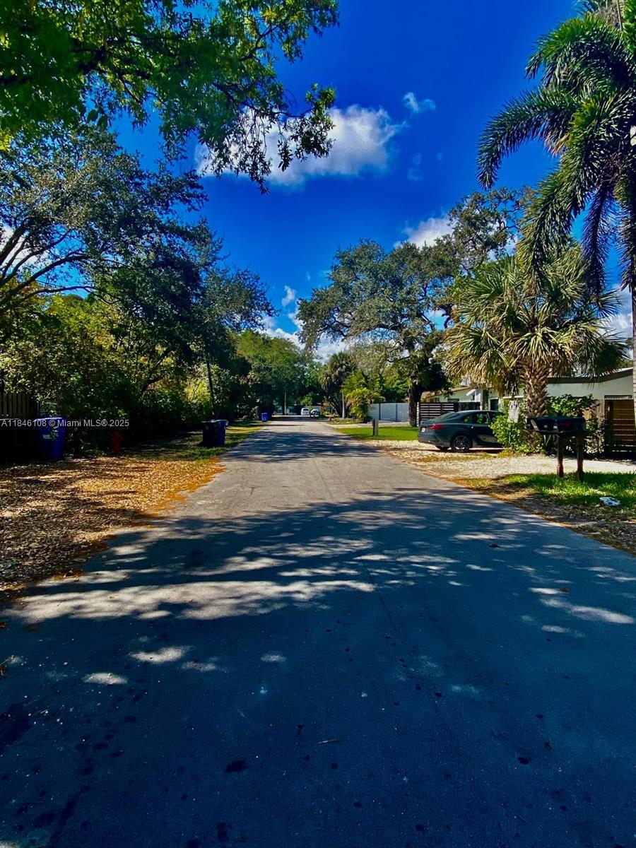 1420 SW 33rd Ct