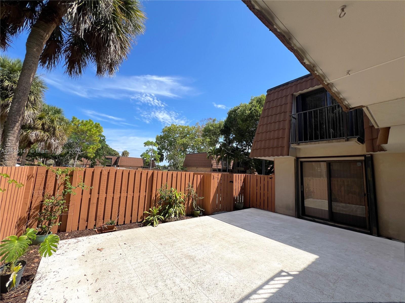182 Charter Way