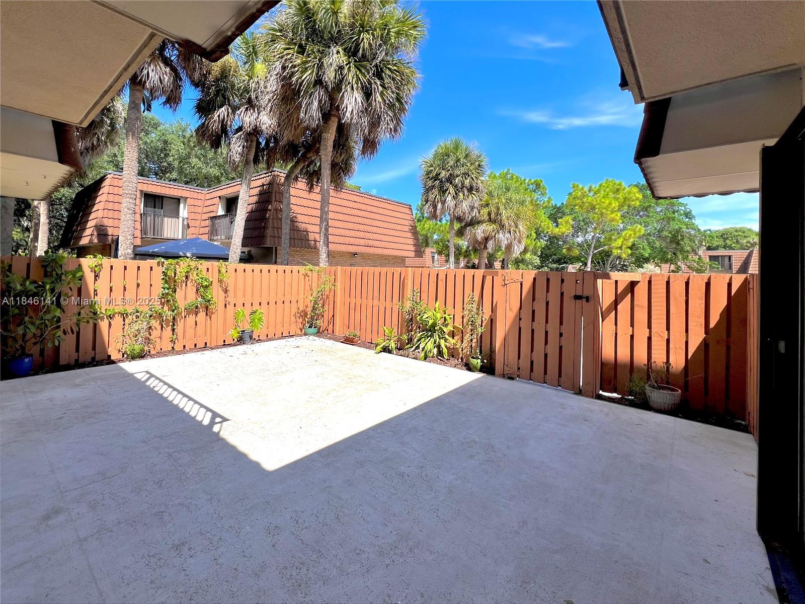 182 Charter Way