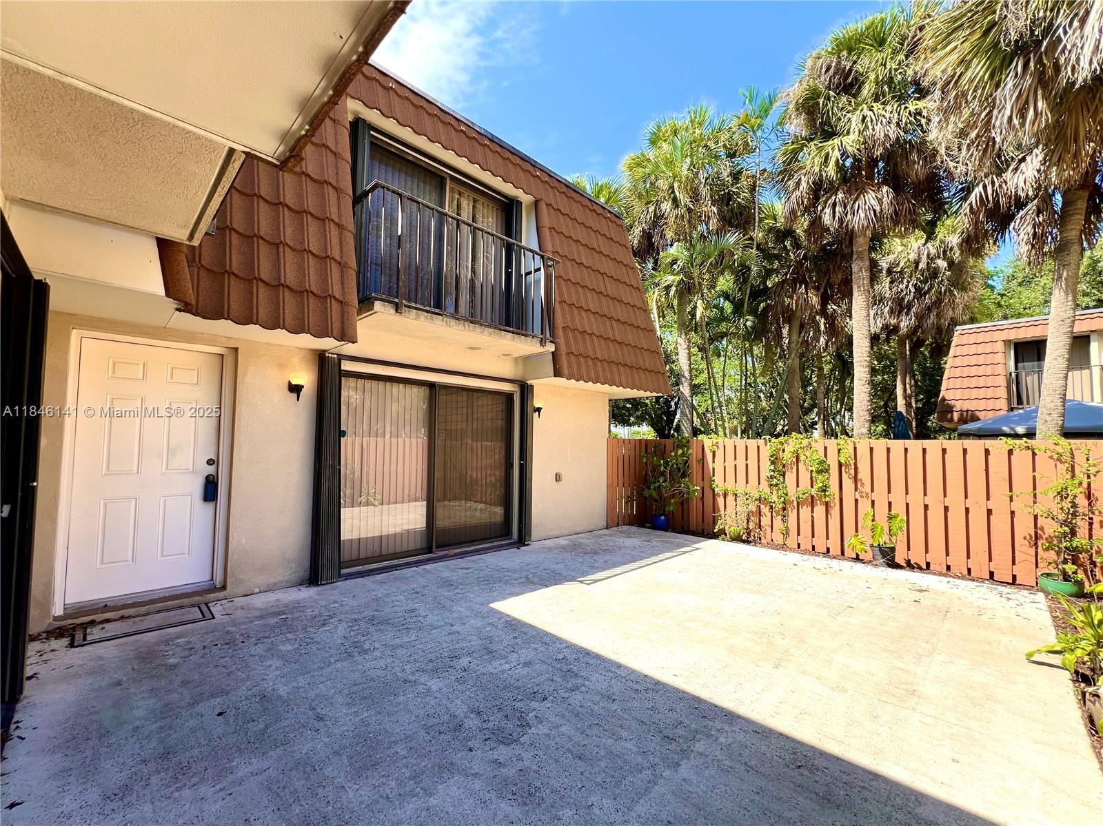 182 Charter Way
