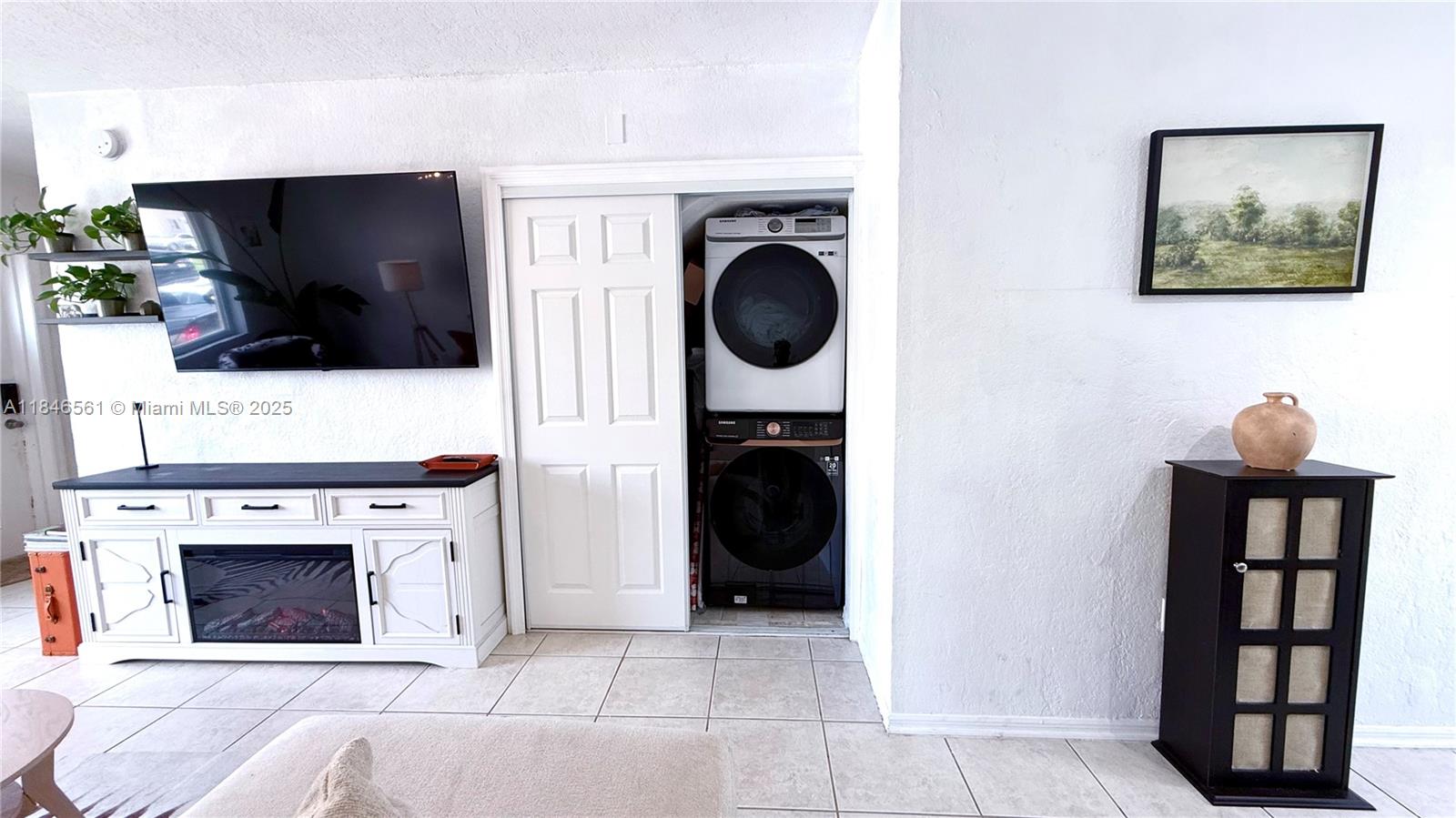 8449 NW 4th Ave # 8449