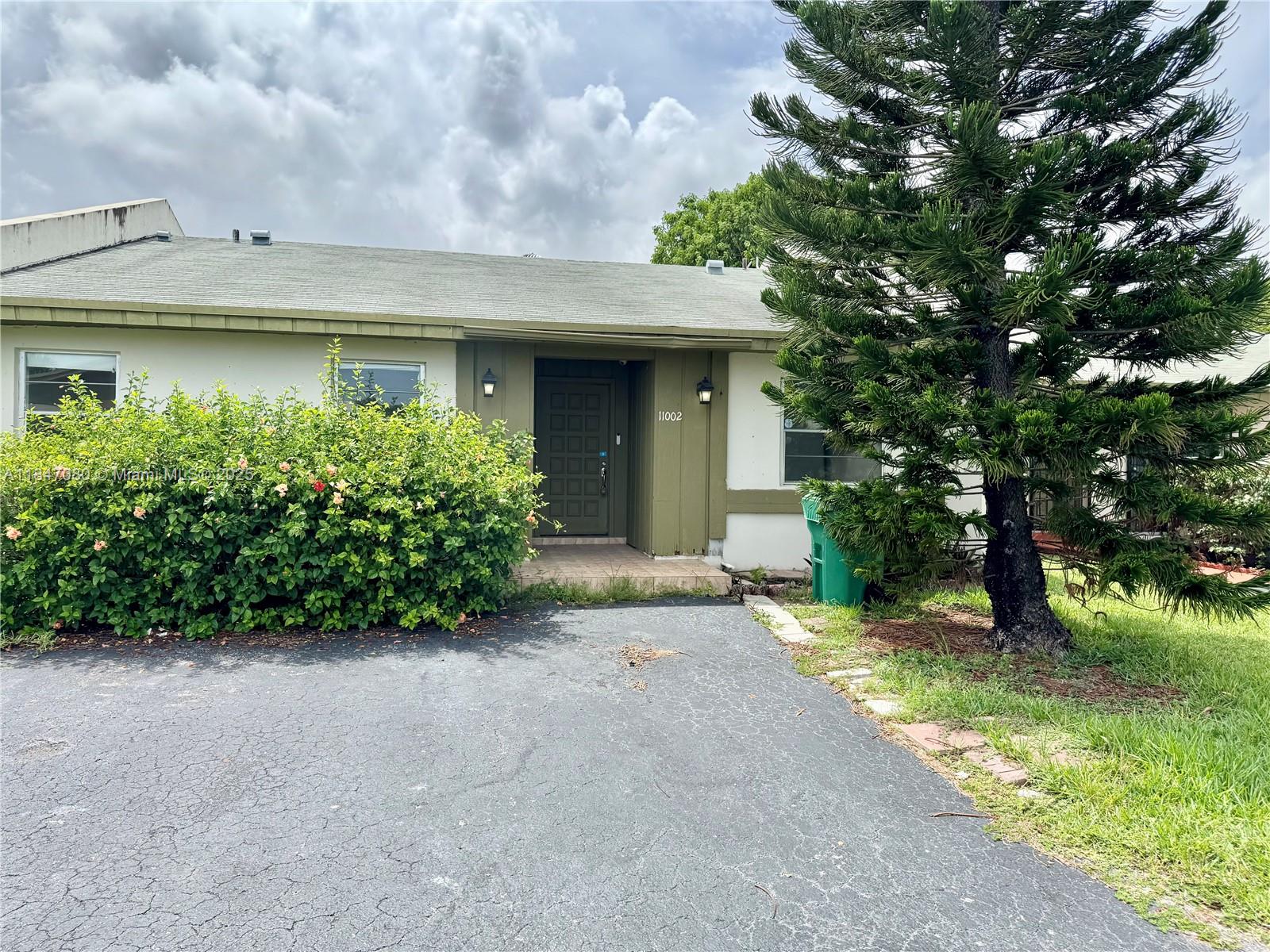 11002 SW 122nd Pl # 11002