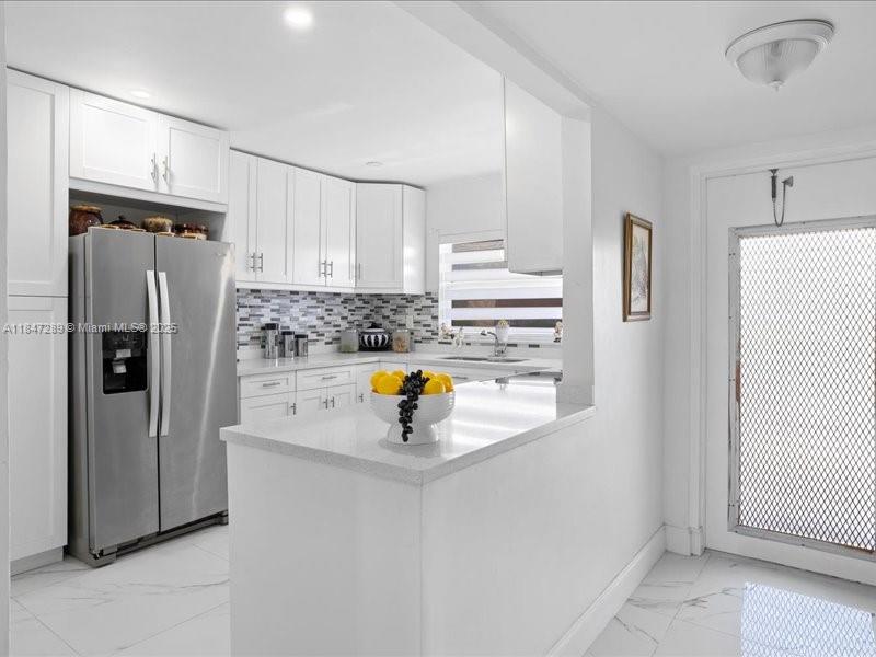 9330 Sunrise Lakes Blvd Unit: 304