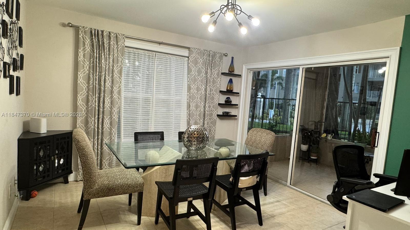 1705 Palm Cove Blvd # 105 Unit: 1-105