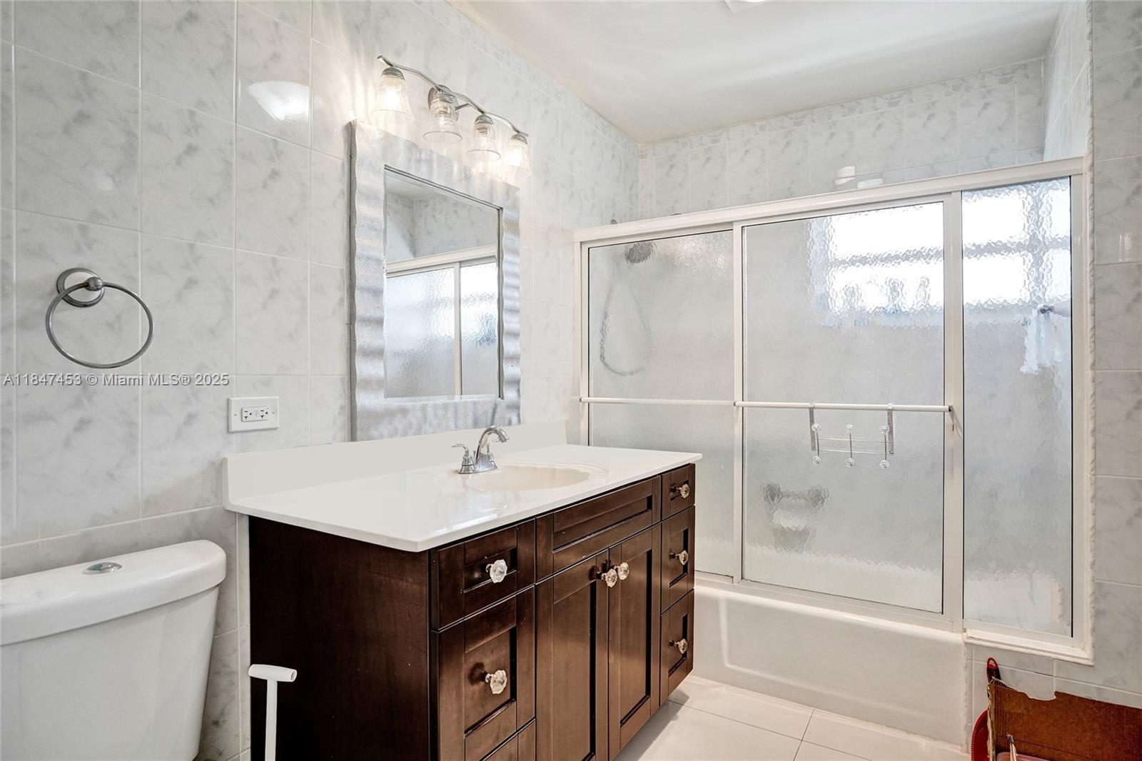 215 SE 3rd Ave # 501C