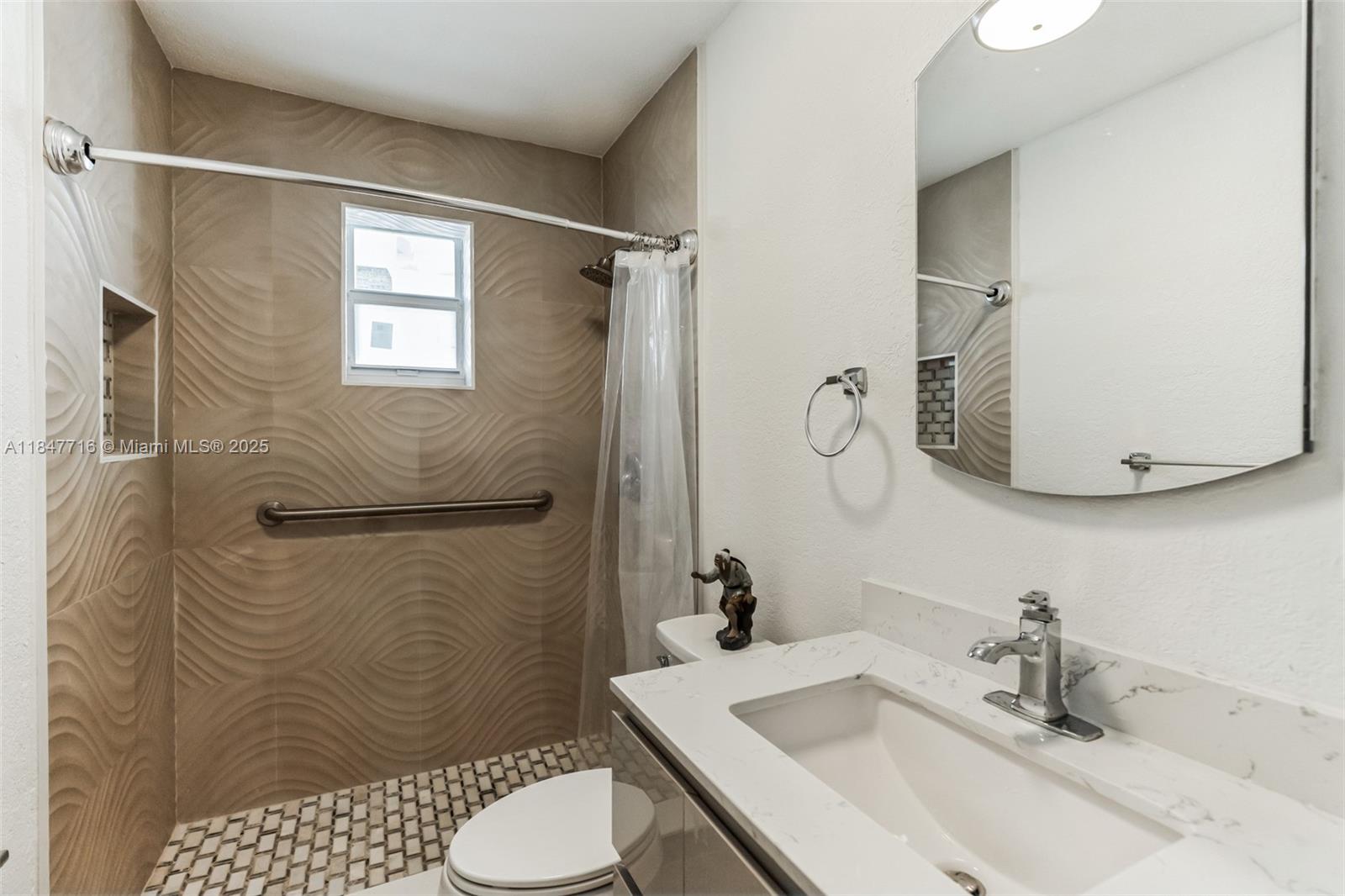 248 Carlisle Dr