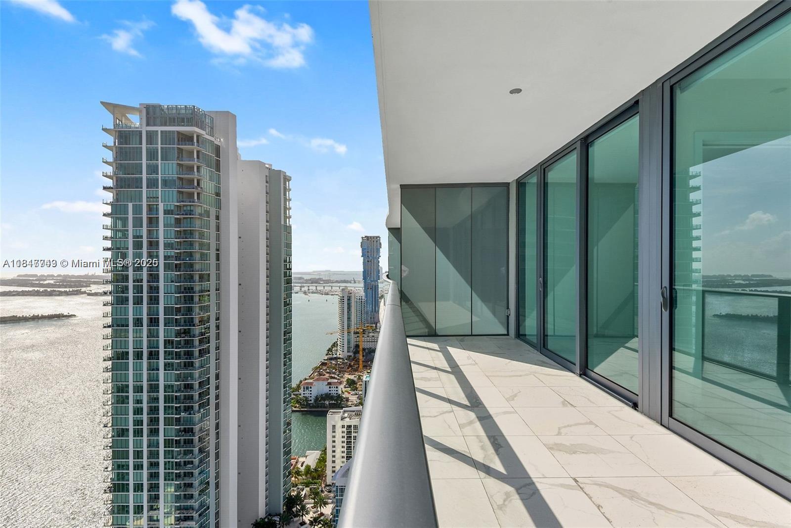 480 NE 31st St # 4003